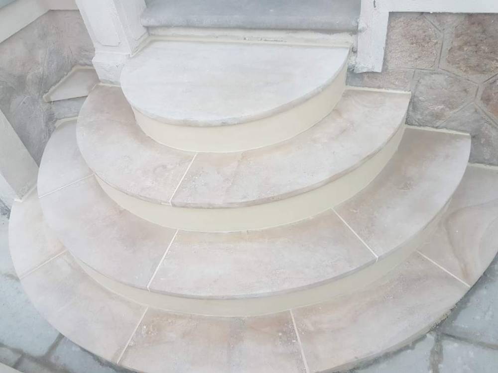 escalier en pierre